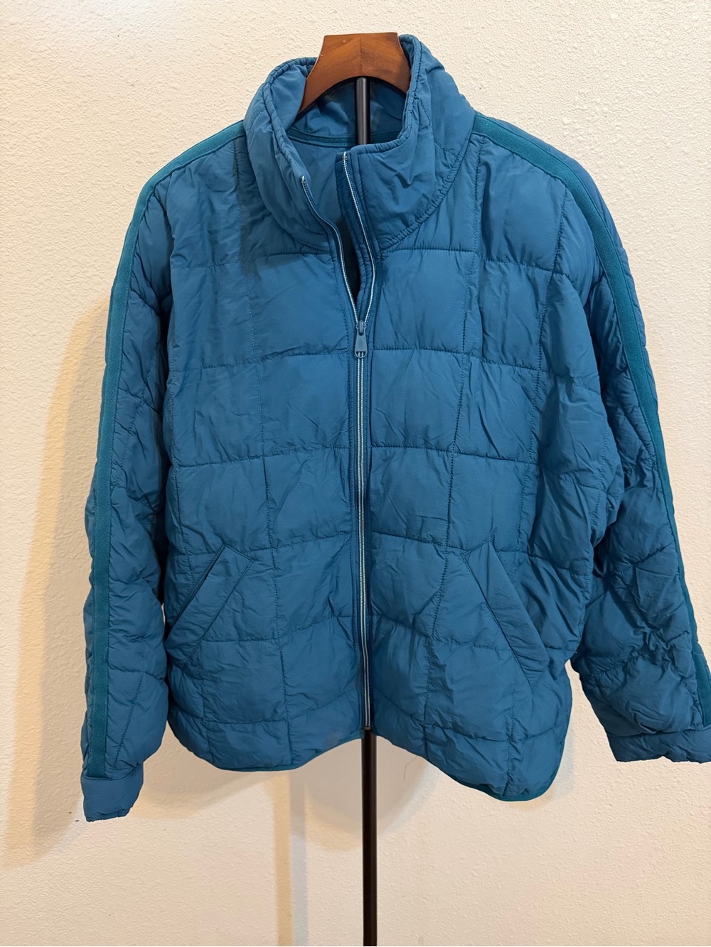 Free People Movement PippaPackable TealBlue Quilted PufferJacket oversized stain